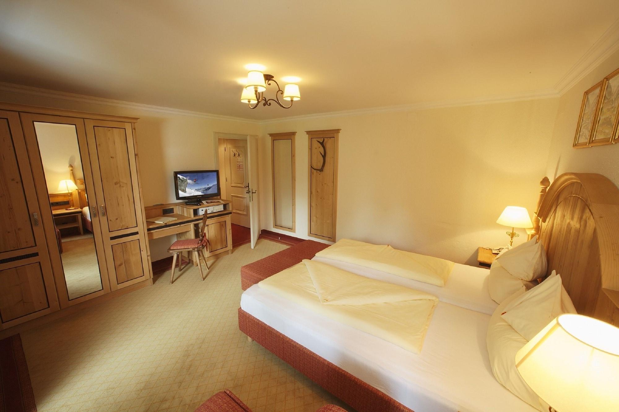 Hotel Sonnblick Kaprun, Salzburg - Including Summer Card Екстер'єр фото
