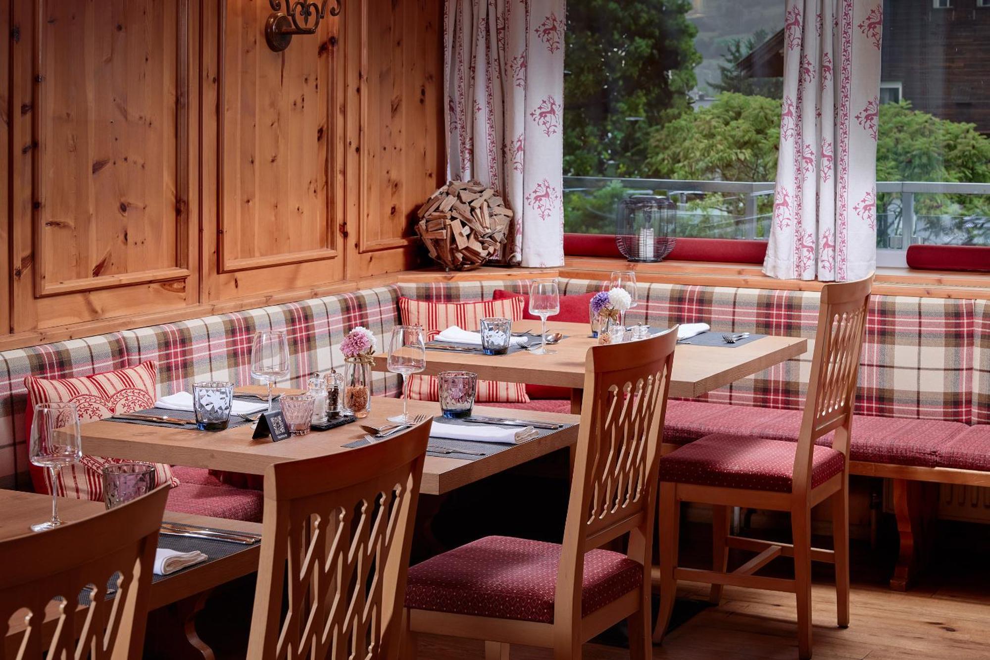 Hotel Sonnblick Kaprun, Salzburg - Including Summer Card Екстер'єр фото